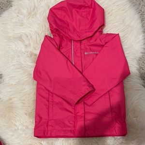 Columbia pink rain jacket, size Toddle 2